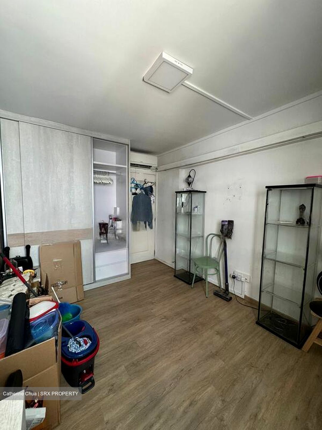 Blk 215 Jurong East Street 21 (Jurong East), HDB 3 Rooms #559213381